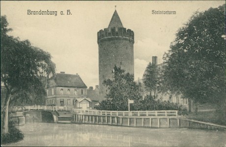 Alte Ansichtskarte Brandenburg an der Havel, Steintorturm