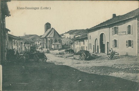 Alte Ansichtskarte Bezange-la-Petite / Kleinbessingen  / Klein-Bessingen, Partie mit Kirche