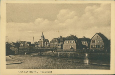 Alte Ansichtskarte Ginsheim-Gustavsburg, Teilansicht (GROßER DIAGONALER KNICK)