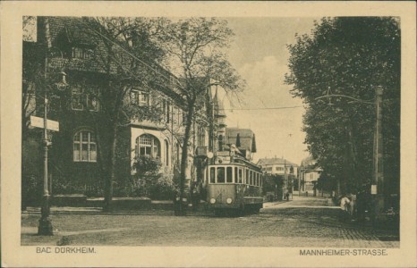 Alte Ansichtskarte Bad Dürkheim, Mannheimer-Strasse mit Straßenbahn