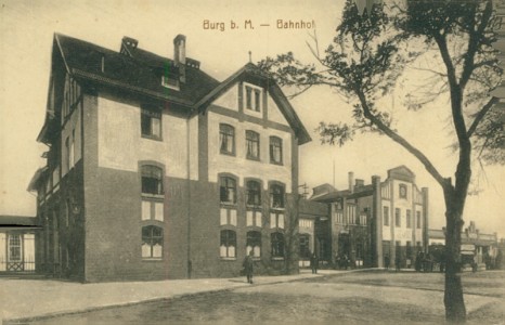 Alte Ansichtskarte Burg b. Magdeburg, Bahnhof