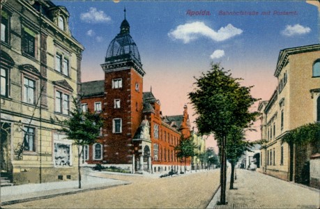 Alte Ansichtskarte Apolda, Bahnhofstraße mit Postamt