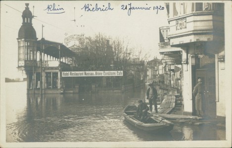 Alte Ansichtskarte Wiesbaden-Biebrich, Hochwasser mit Hotel-Restaurant Nasseu u. Krone