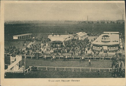 Alte Ansichtskarte Neuss, Neusser Rennen (RECHTER RAND BESCHNITTEN)